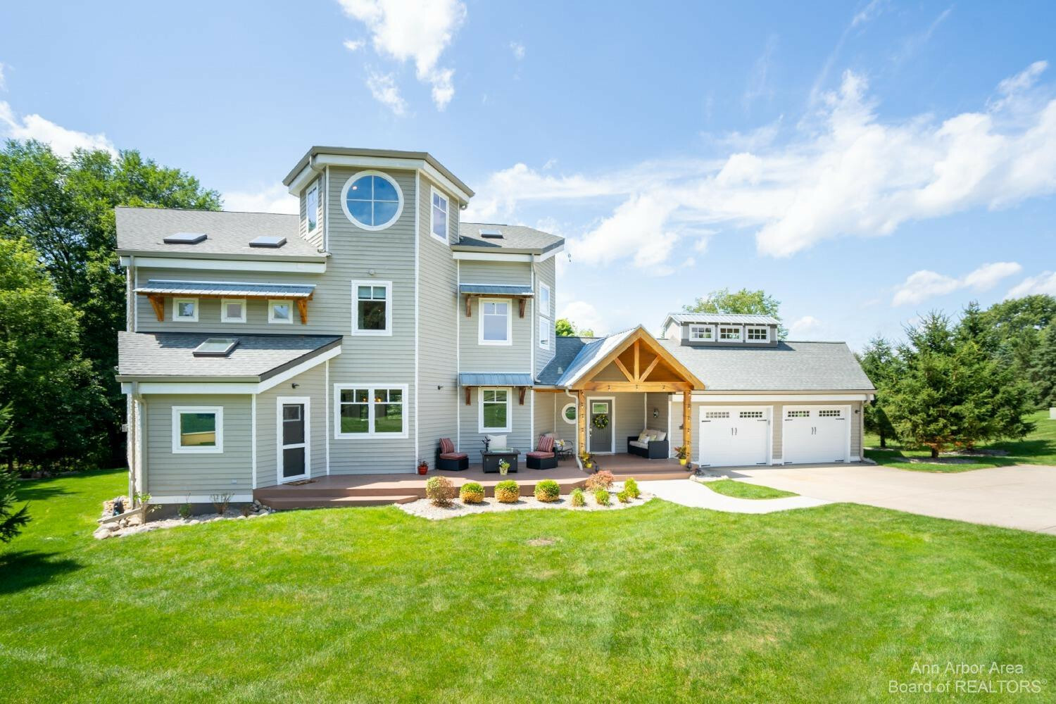 Property Photo: 7391 Brass Creek Drive MI 48130