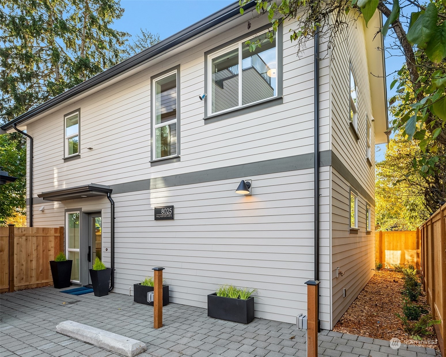 Property Photo:  8025 Wallingford Avenue N  WA 98103 