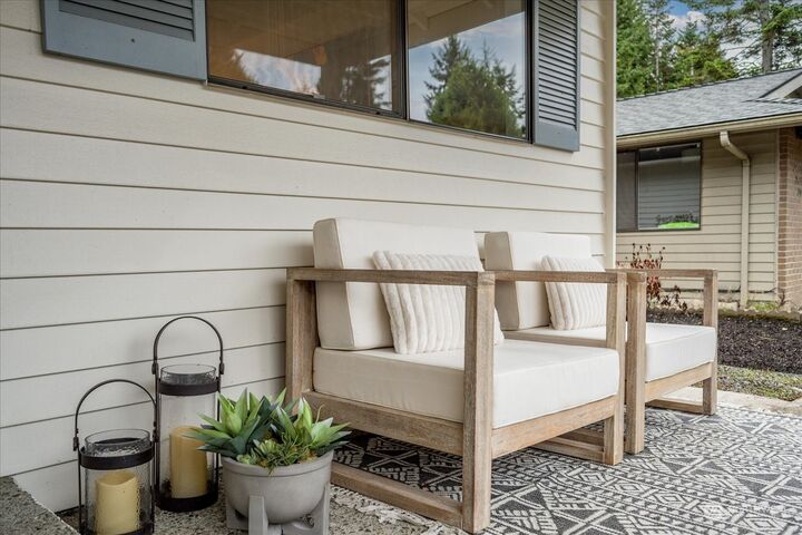 Property Photo:  24824 S 12th Avenue  WA 98198 