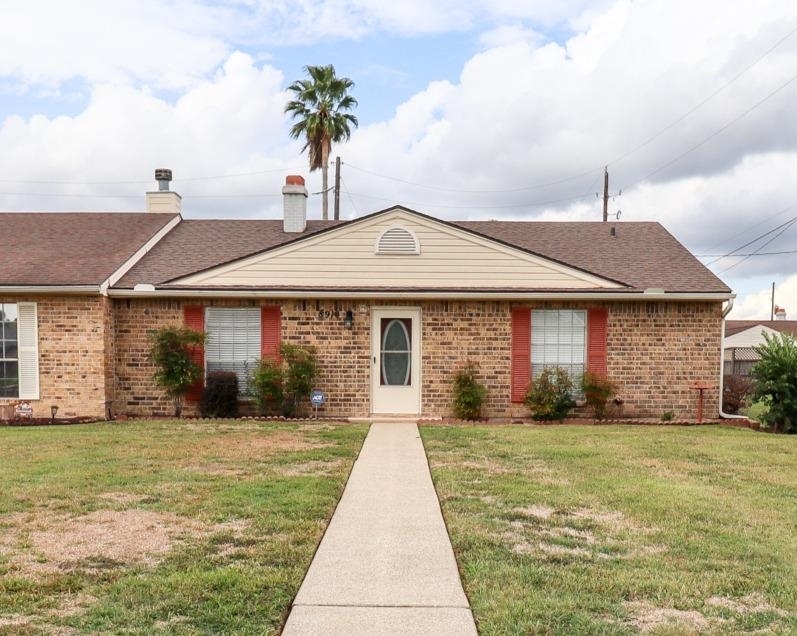 Property Photo:  8910 Manion Dr  TX 77706 