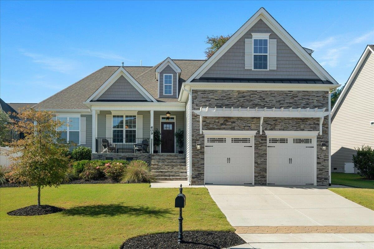 Property Photo: 609 Connington Way NC 27571