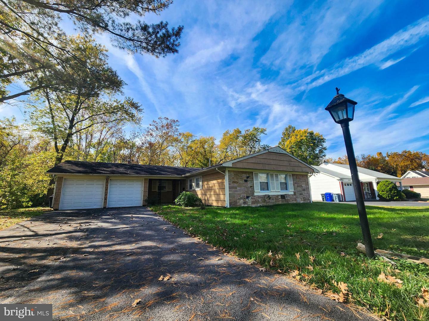 Property Photo:  15726 Pointer Ridge Drive  MD 20716 