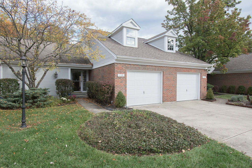 Property Photo:  1135 Wittshire Lane  OH 45255 