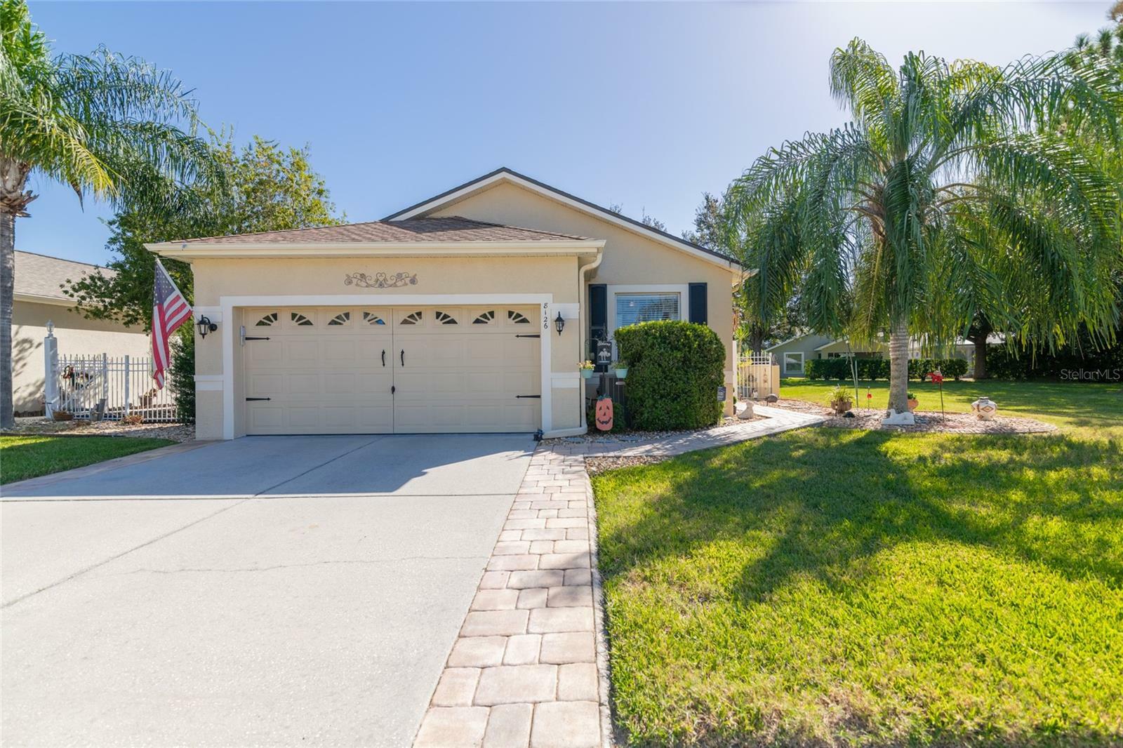 Property Photo:  8126 Ponkan Road  FL 34637 