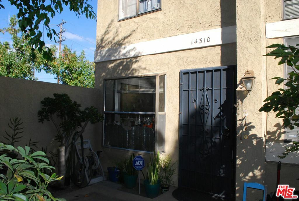 Property Photo:  14310 Alburtis Avenue  CA 90650 