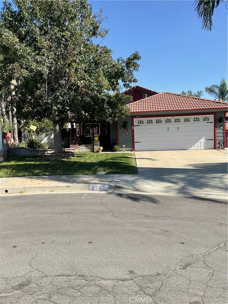 Property Photo:  1769 Beech Place  CA 92223 