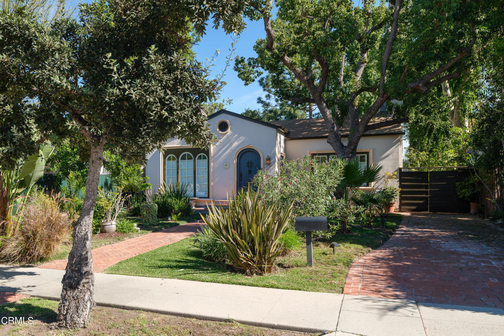 Property Photo: 990 S Los Robles Avenue CA 91106