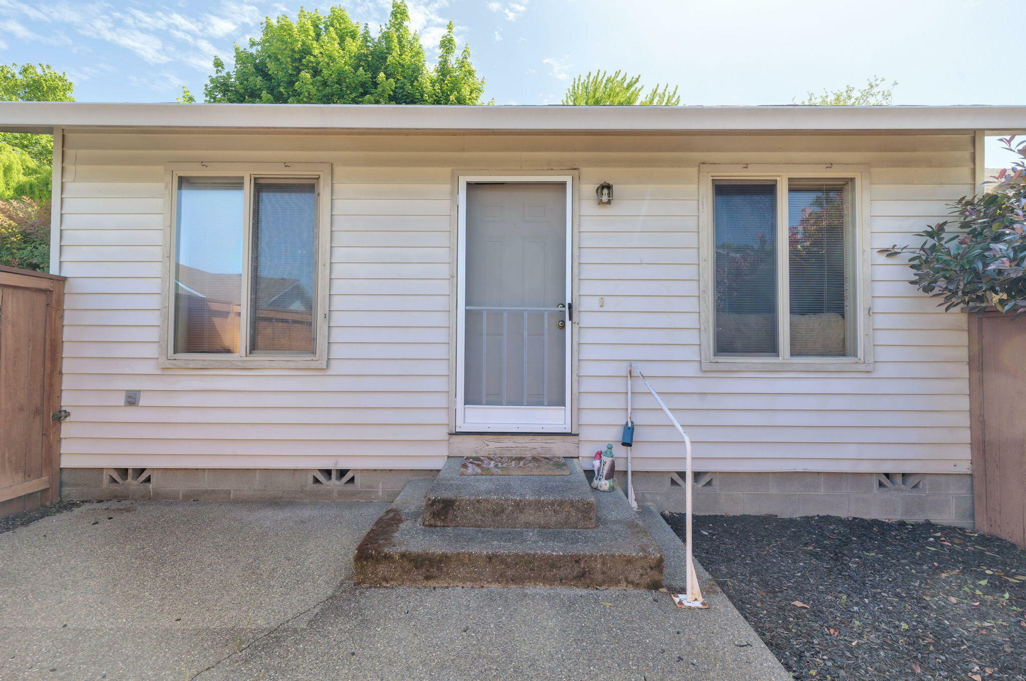 587 NW Buddy Lane A  Grants Pass OR 97526 photo