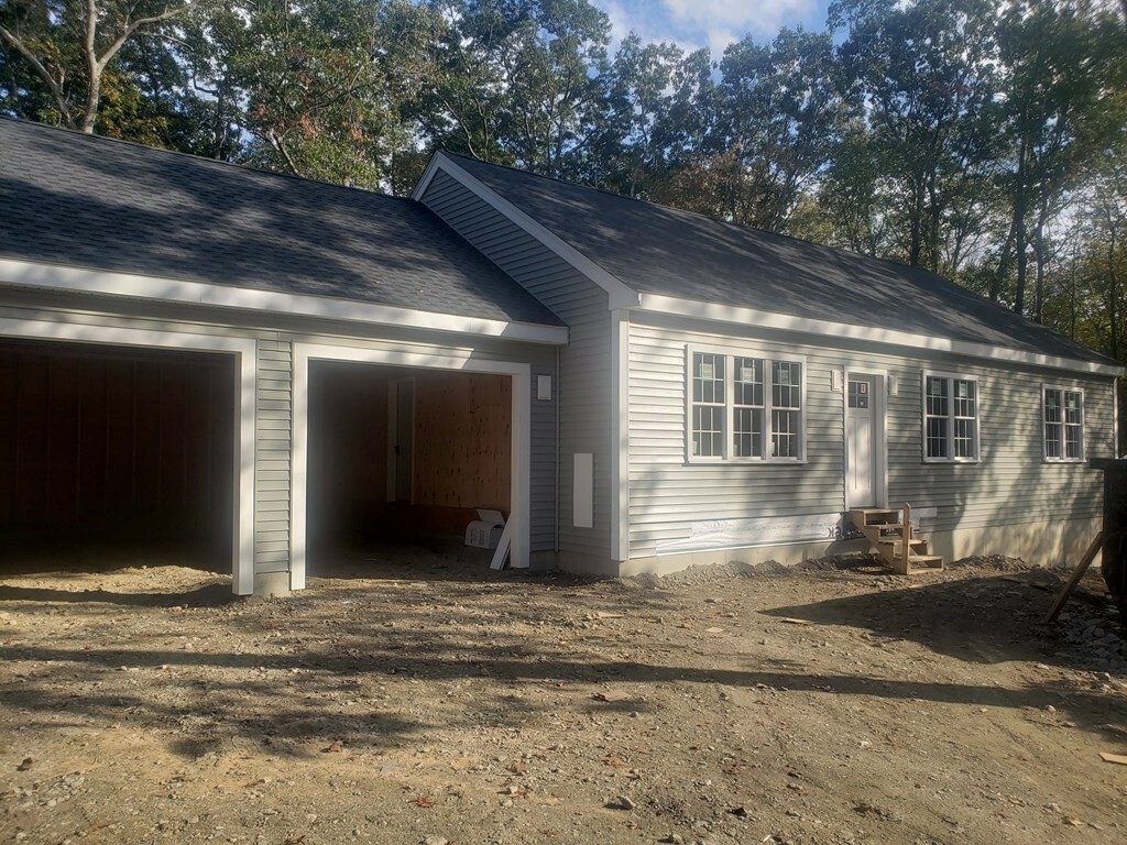 Property Photo:  3 Bicentennial Ct  MA 02048 