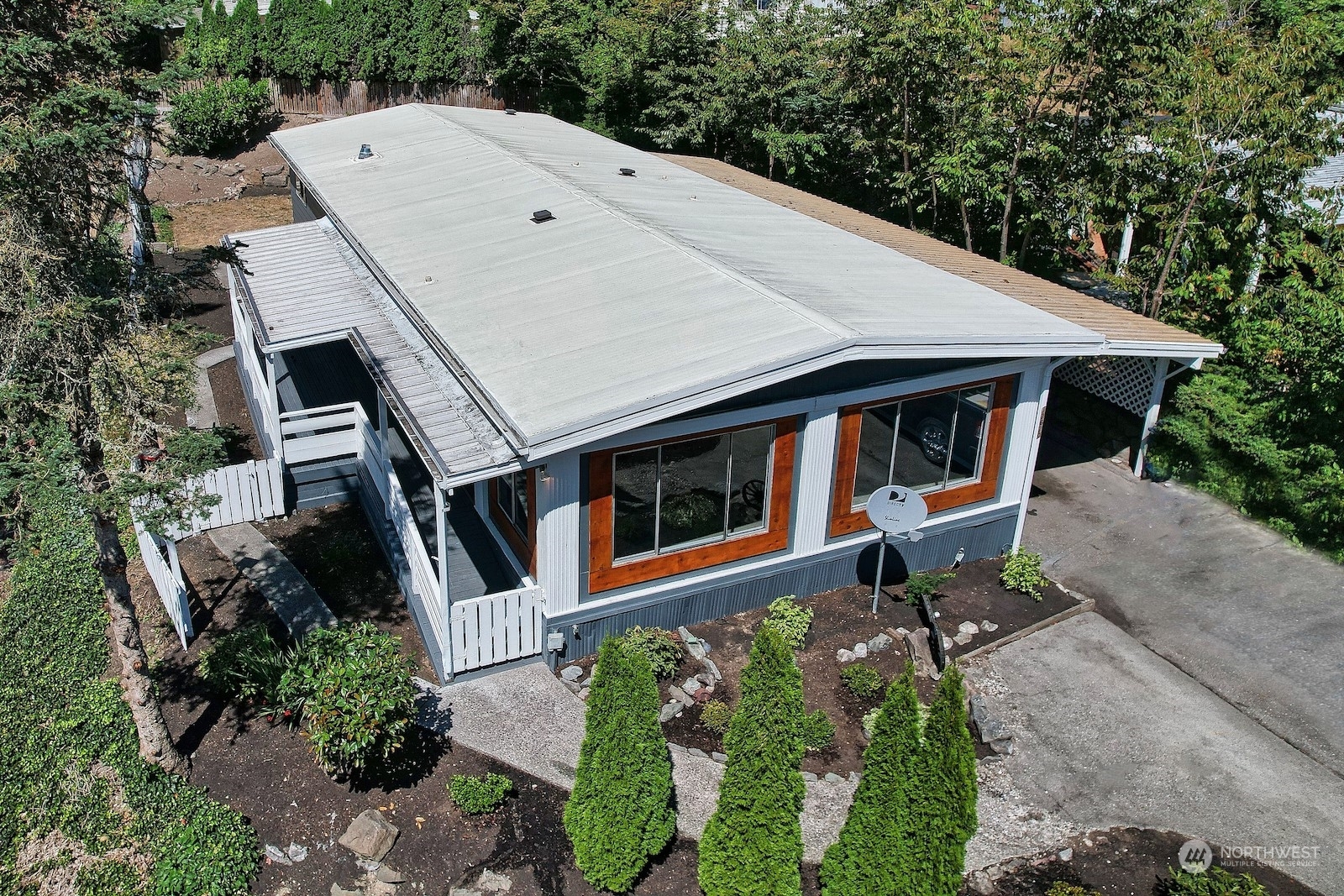 Property Photo:  12620 NE 190th Street  WA 98011 