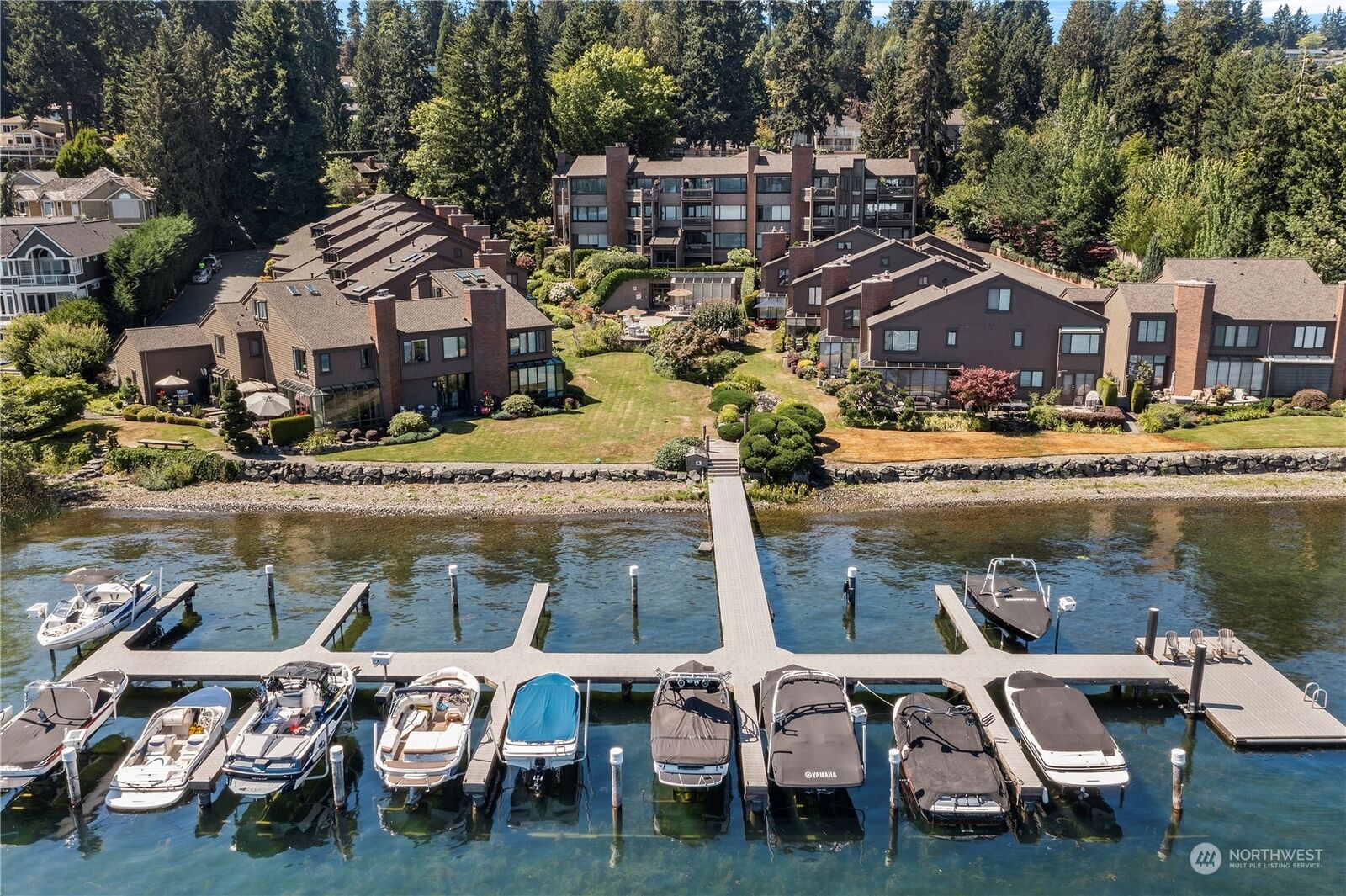 Property Photo:  3110 W Lake Sammamish Parkway SE 26  WA 98008 