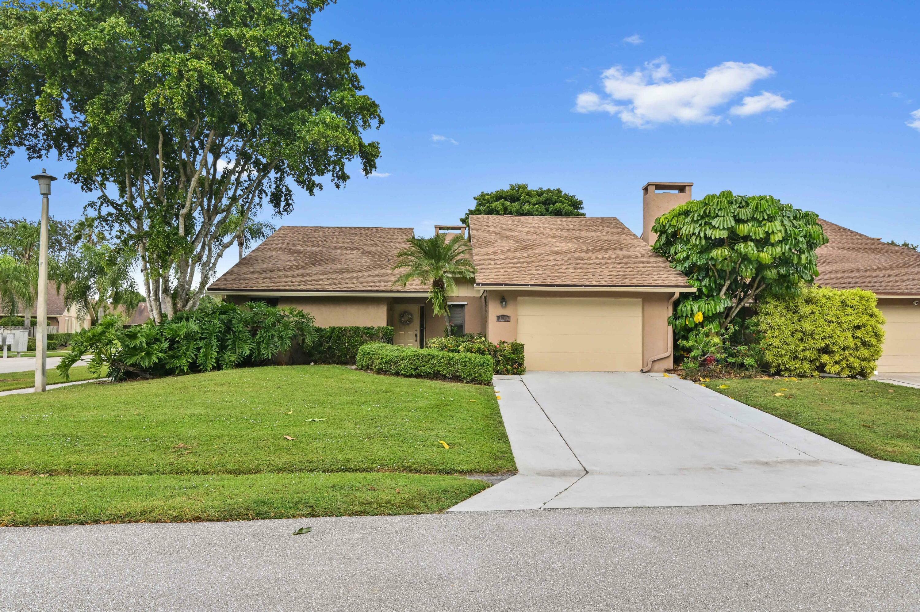 Property Photo:  11861 Donlin Drive  FL 33414 