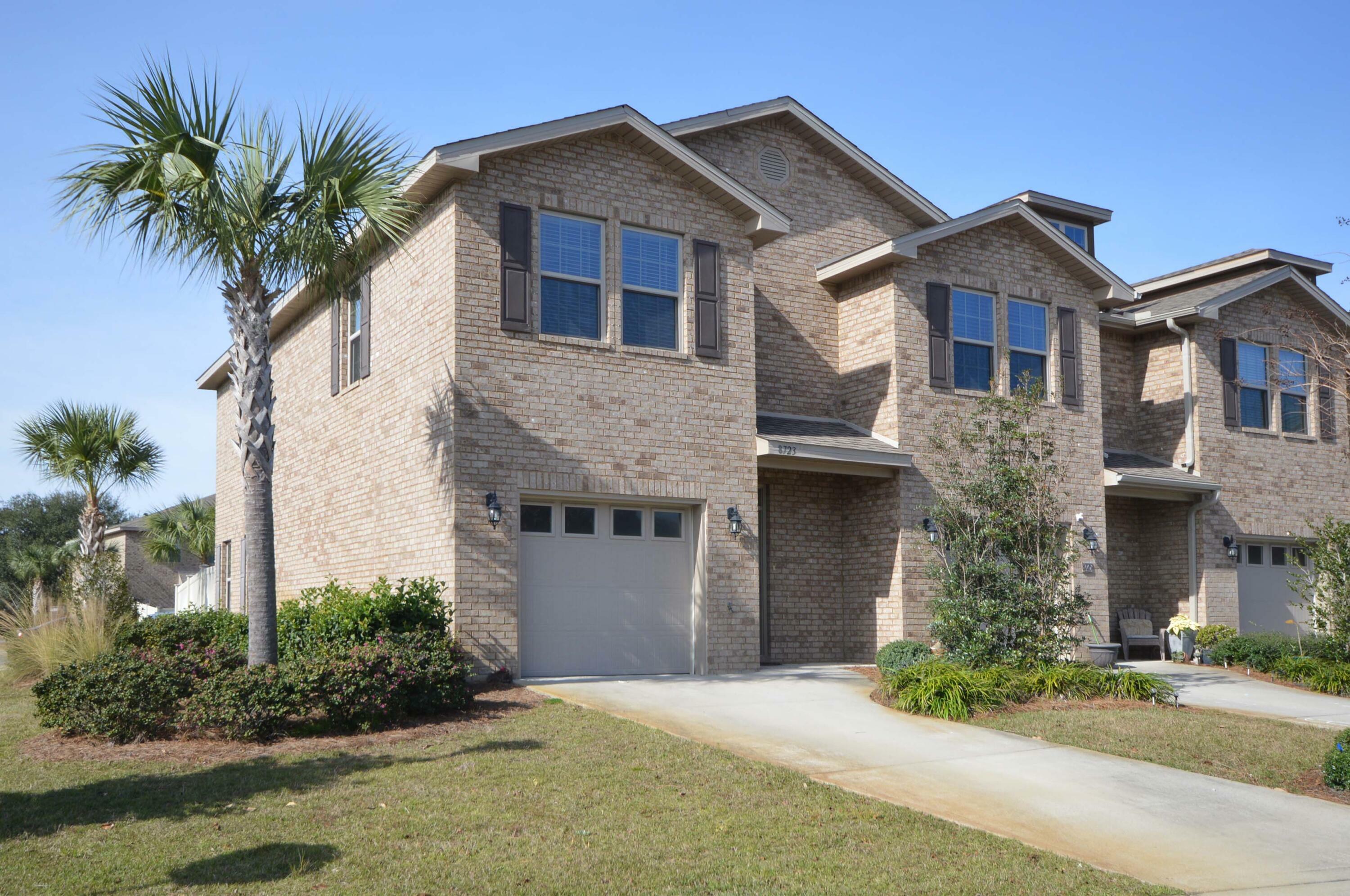 Property Photo: 8723 Brown Pelican Circle FL 32566