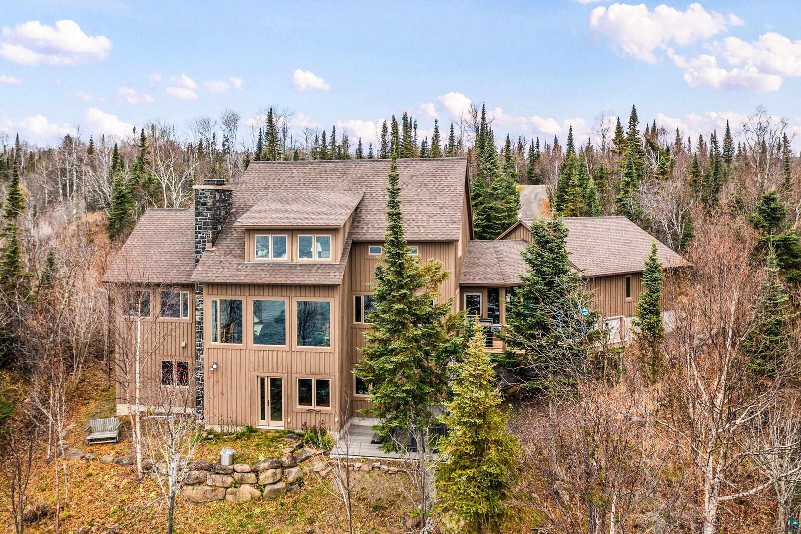 3 bed Hovland home for sale 72 Chimney Rock Rd, Hovland, MN 55606