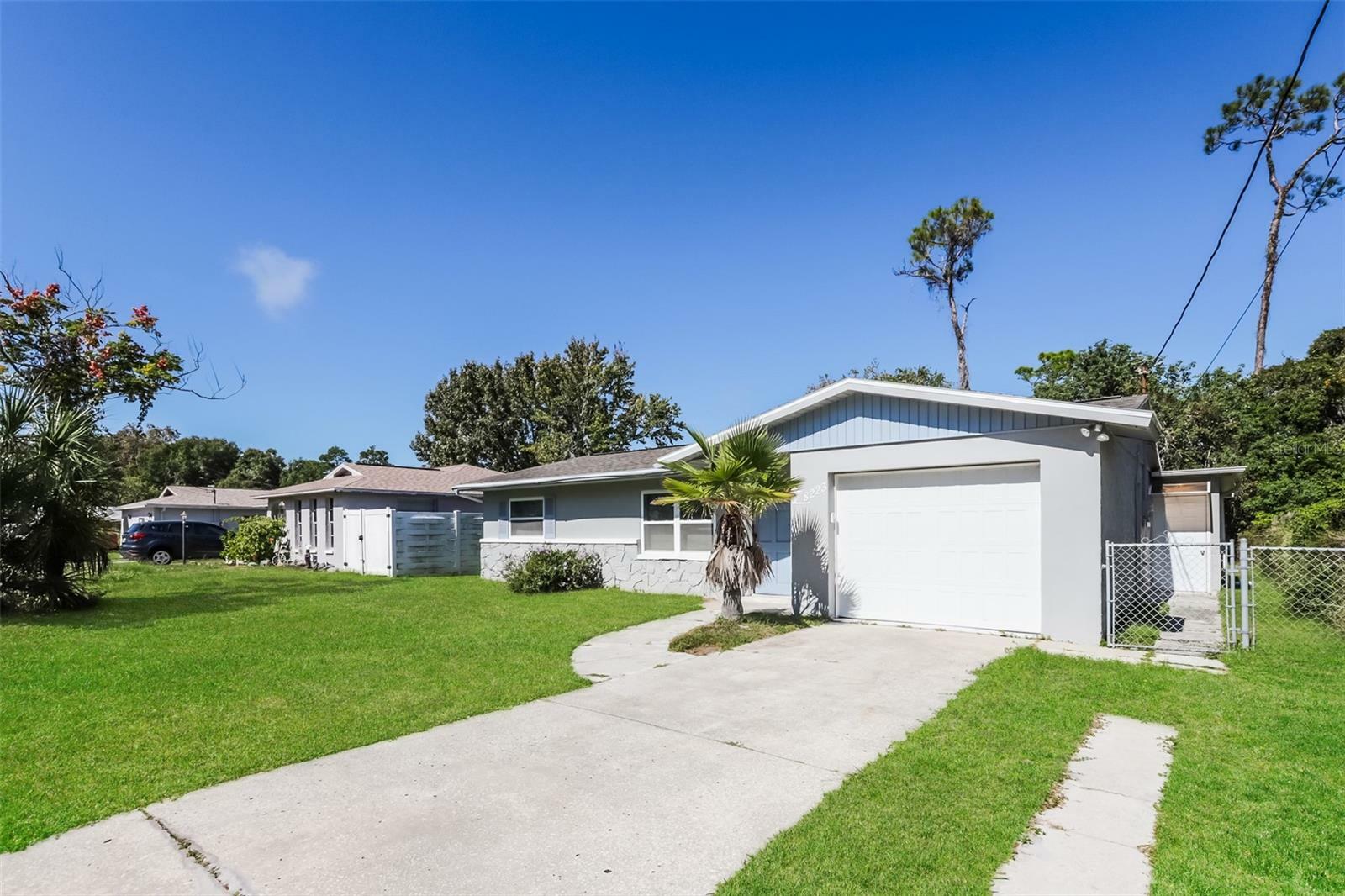 Property Photo: 8223 Gulf Way S FL 34667