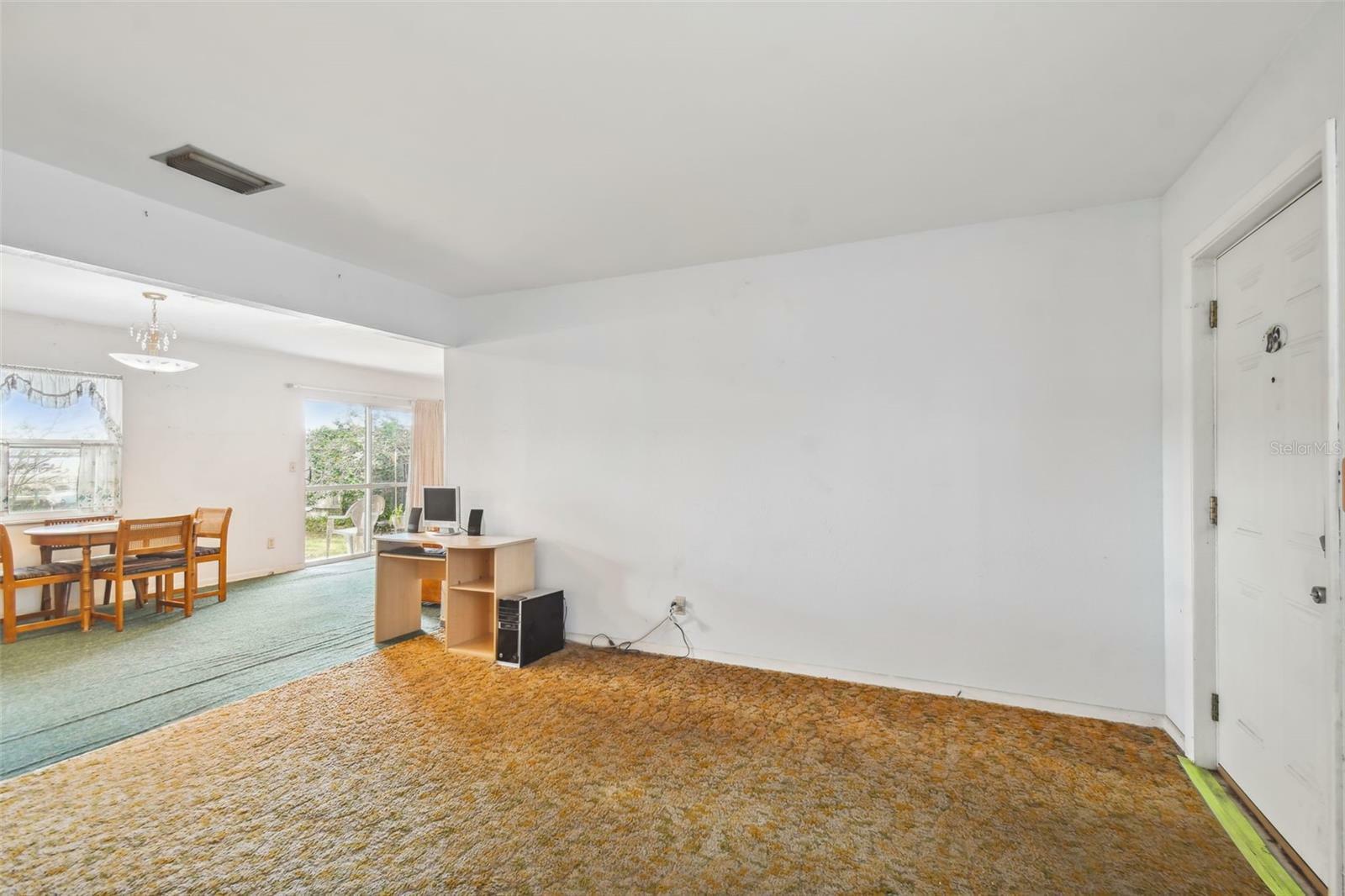 Property Photo: 10704 Donbrese Avenue FL 33615