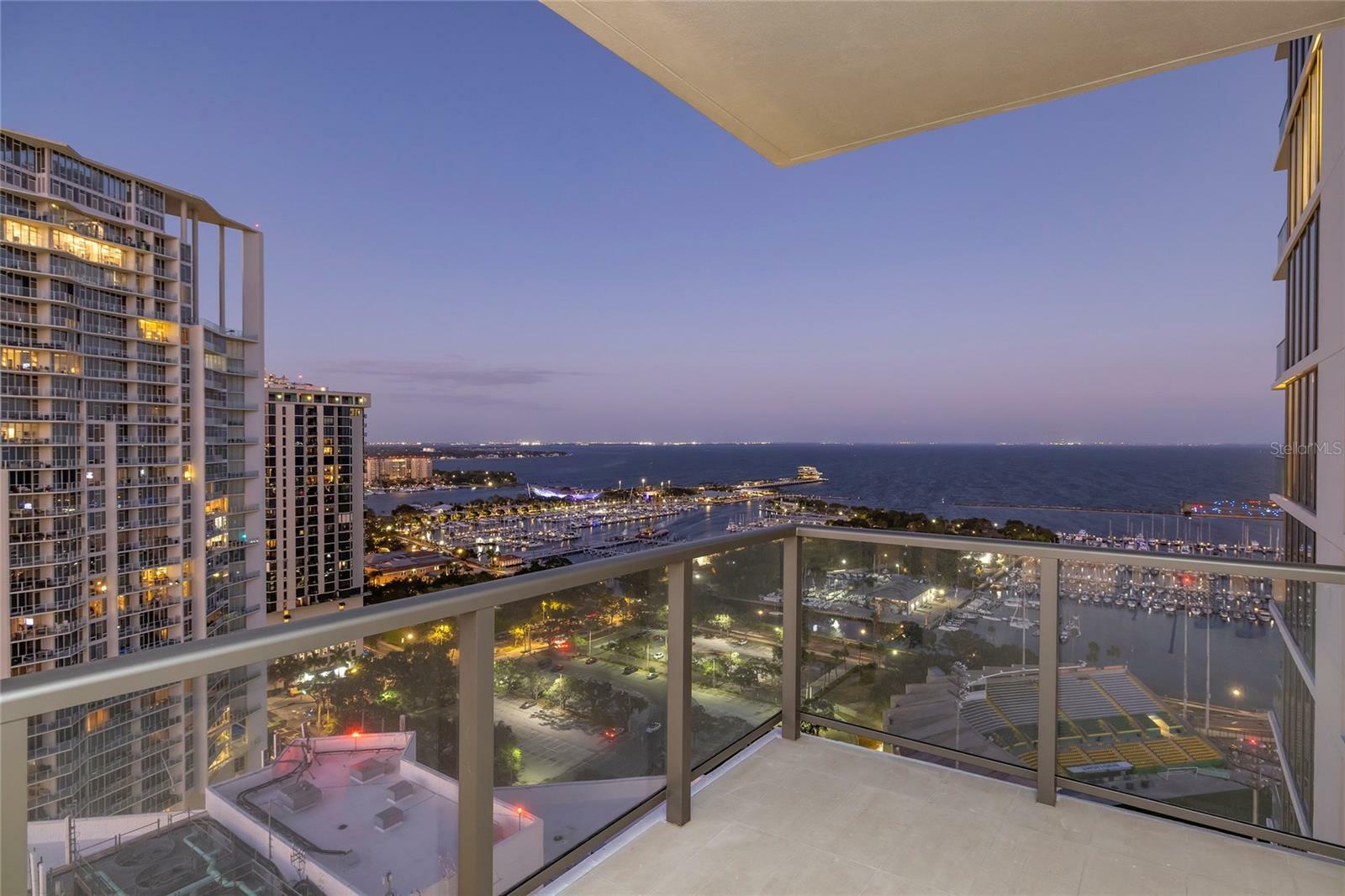 Property Photo: 301 1st Street South 2304 FL 33701