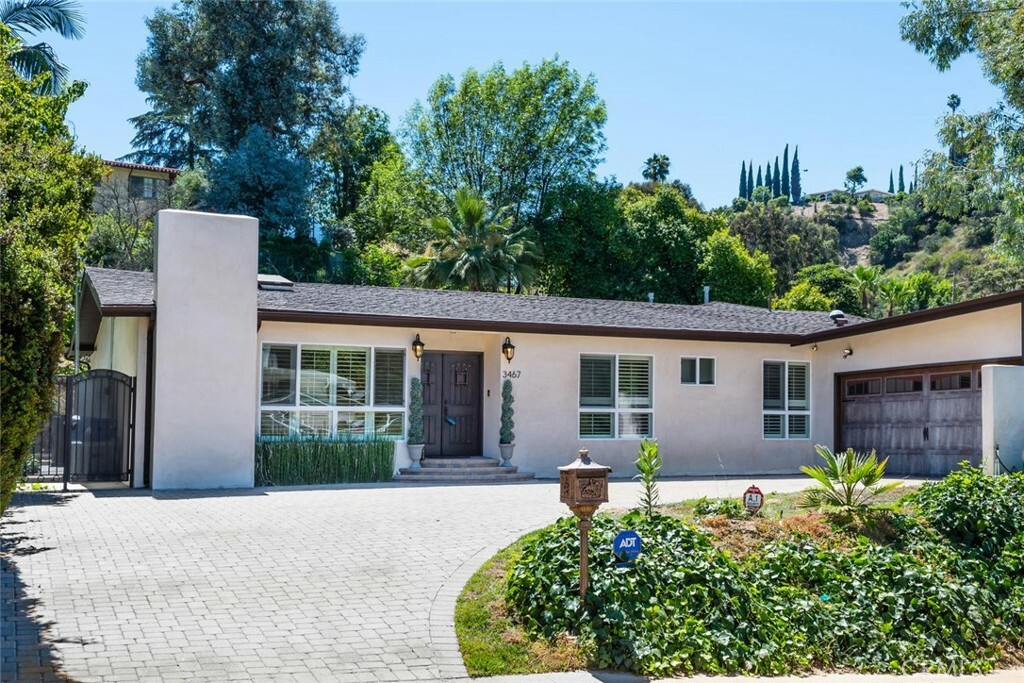 Property Photo:  3467 Red Rose Drive  CA 91436 