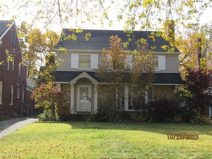 Property Photo:  19224 Lomond Boulevard  OH 44122 