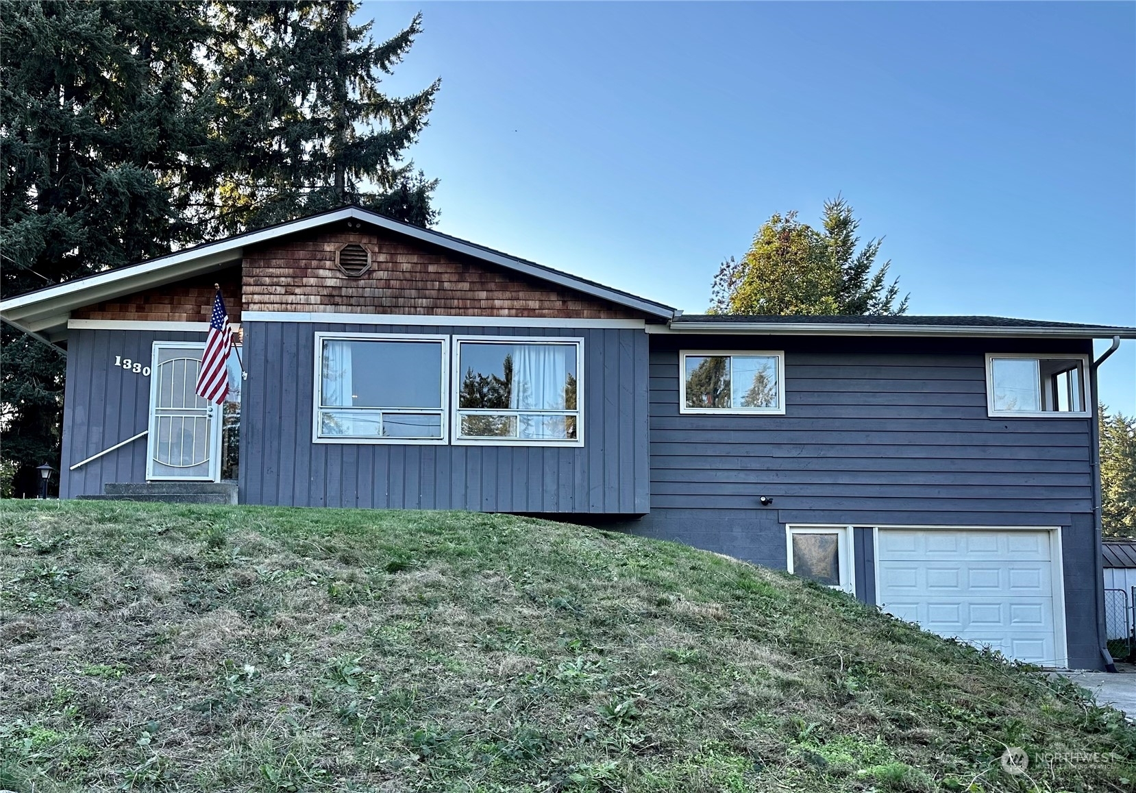 Property Photo:  1330 Marlin Drive SE  WA 98366 