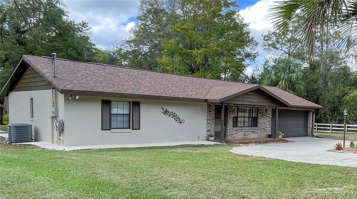 Property Photo:  8040 E Decatur Court  FL 34436 