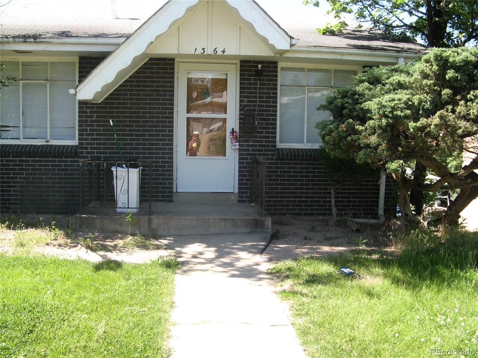 Property Photo:  1354 W Crestline Avenue  CO 80120 