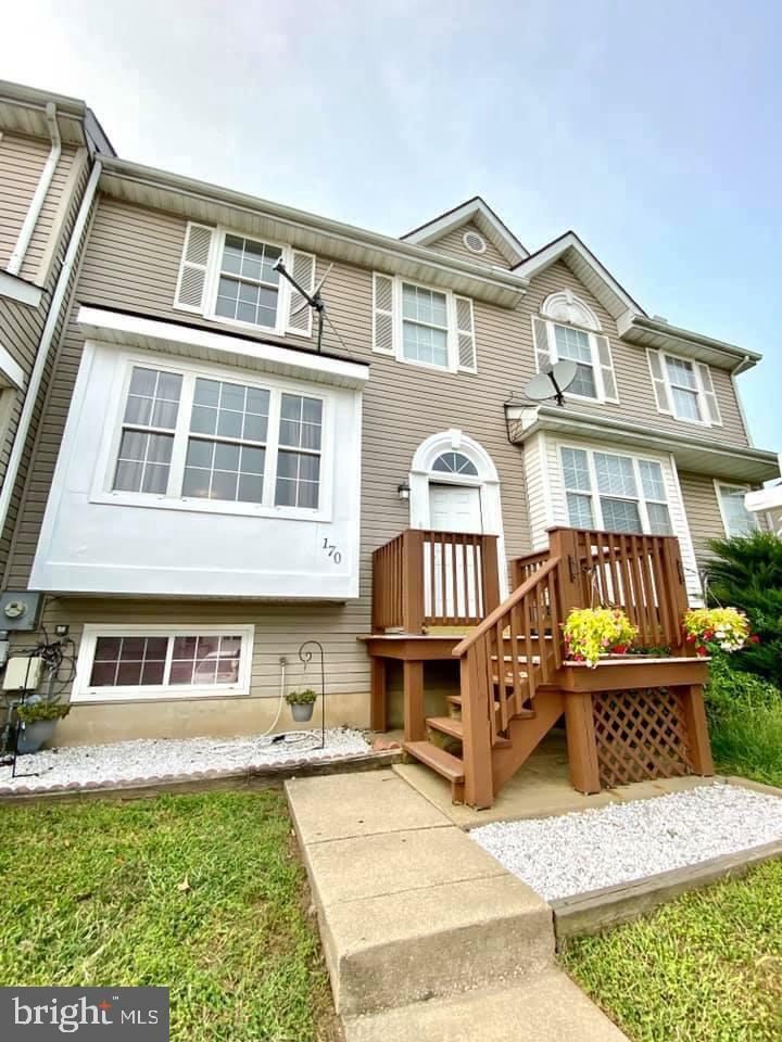 Property Photo: 170 Amberfield Lane DE 19702