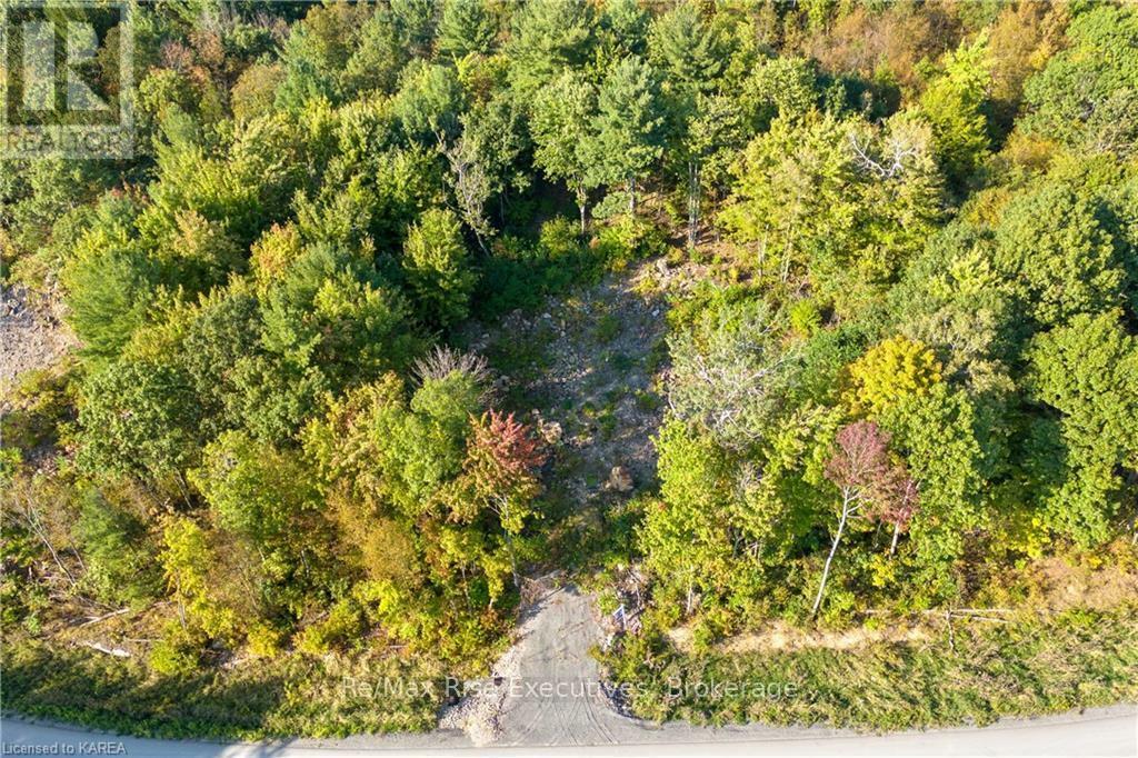 Property Photo:  B4 Hetu Road  ON K7G 2V3 