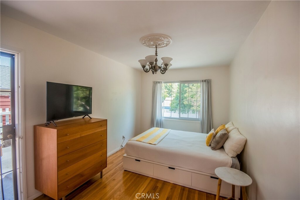 Property Photo:  800 Gladys Avenue  CA 90804 