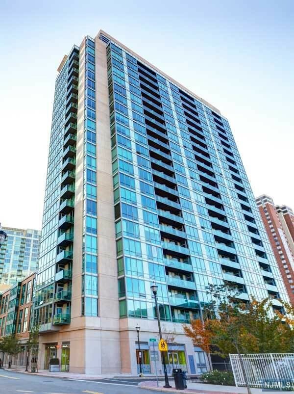 Property Photo: 20 Newport Parkway 602 NJ 07310