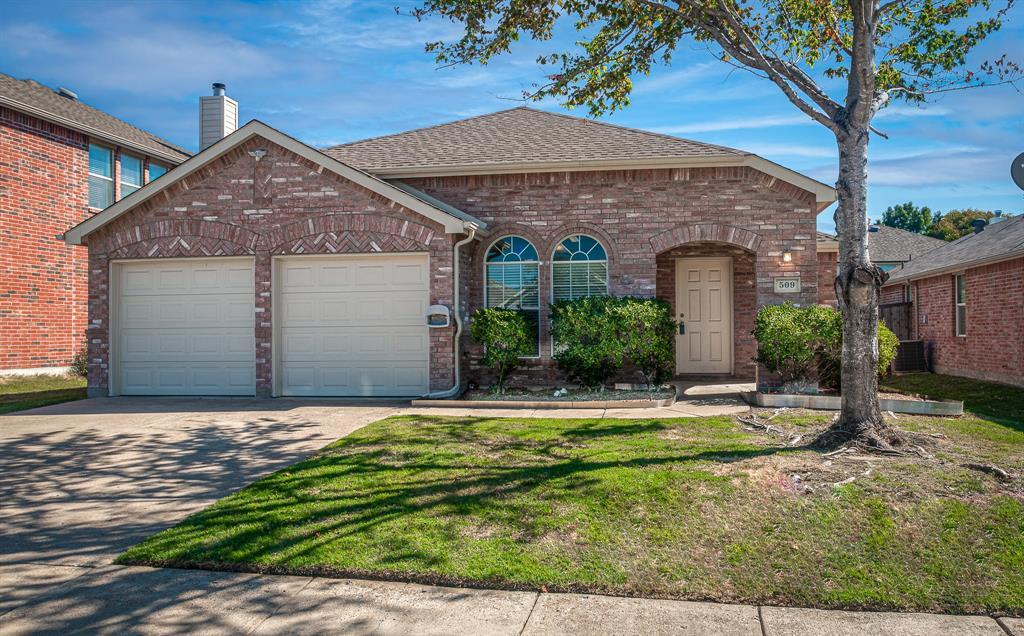 Property Photo: 509 Thunder Trail TX 75126