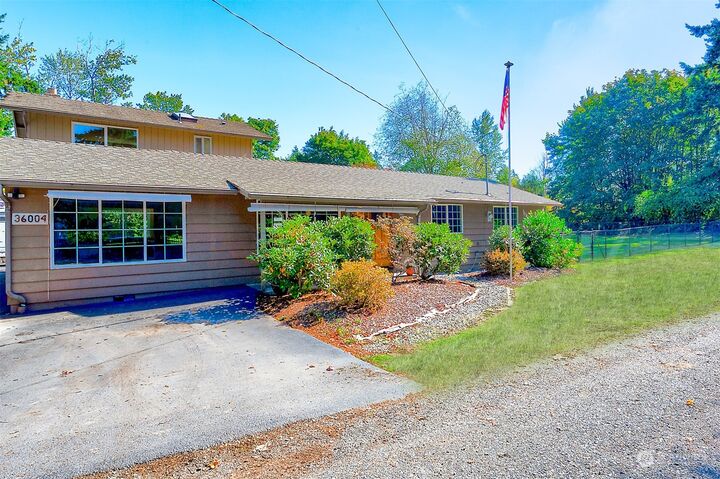 Property Photo:  36004 50th Avenue S  WA 98001 