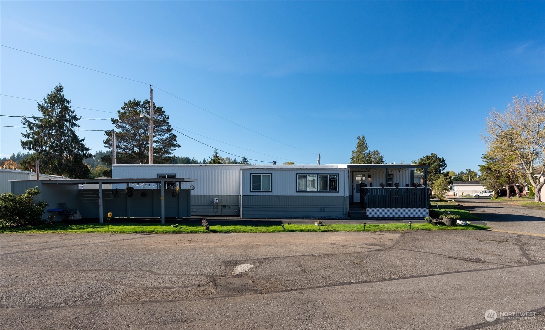 Property Photo:  2400 Donovan Avenue 36  WA 98225 