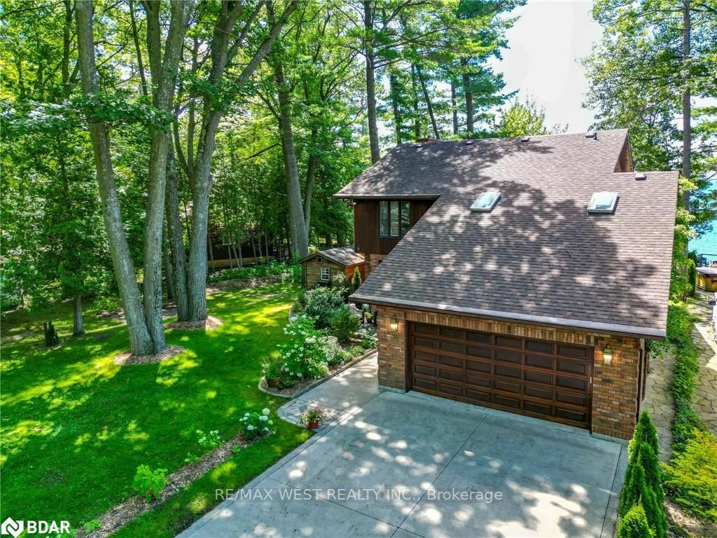Property Photo: 38 Willow Dr ON L0L1P1