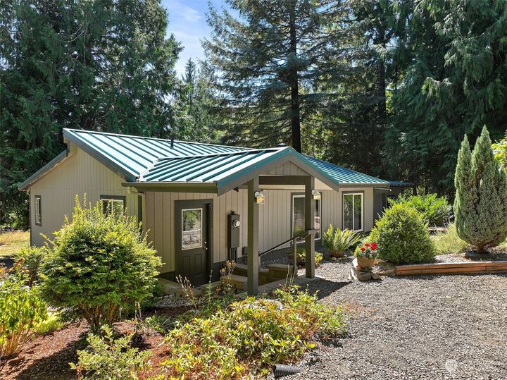 Home for sale in Lakebay 3121 189th Avenue NW, Lakebay, WA 98349