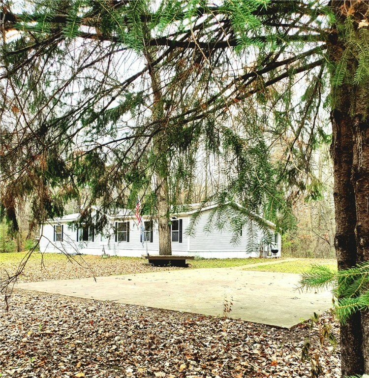 4053 N 990th Street  Eau Claire WI 54703 photo