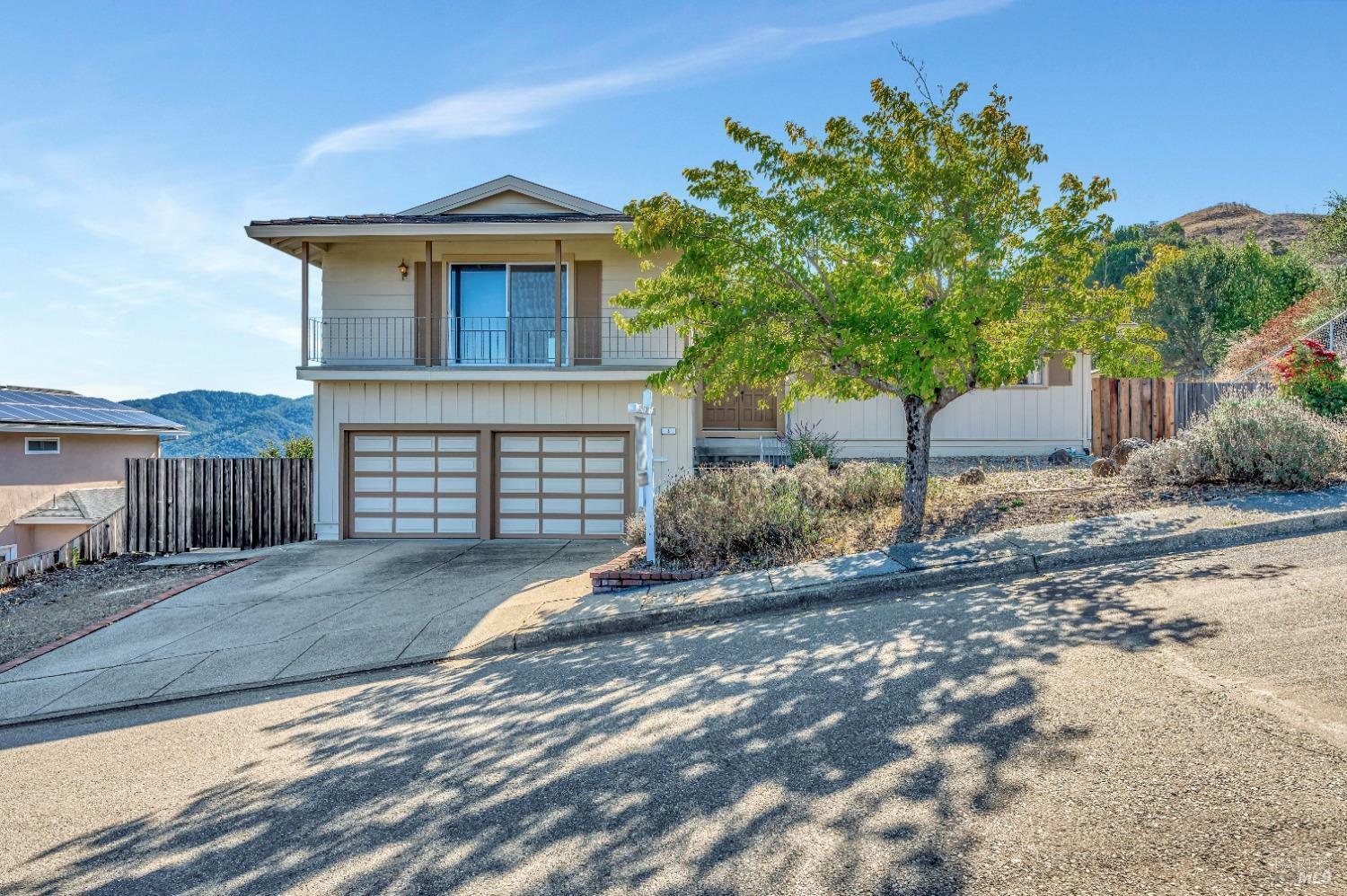 Property Photo:  8 Salvador Way  CA 94903 