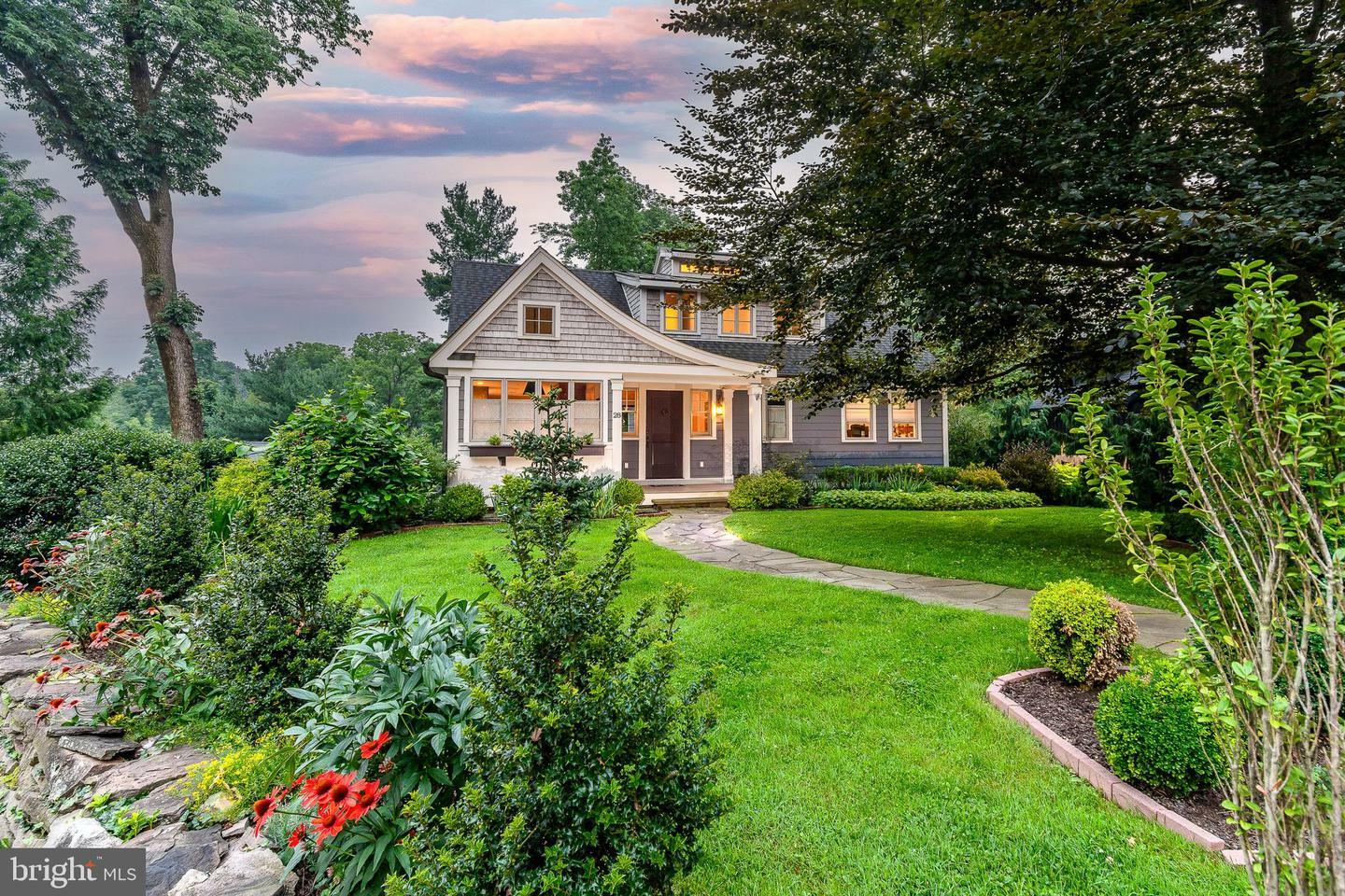 Property Photo:  28 Kiltie Drive  PA 18938 