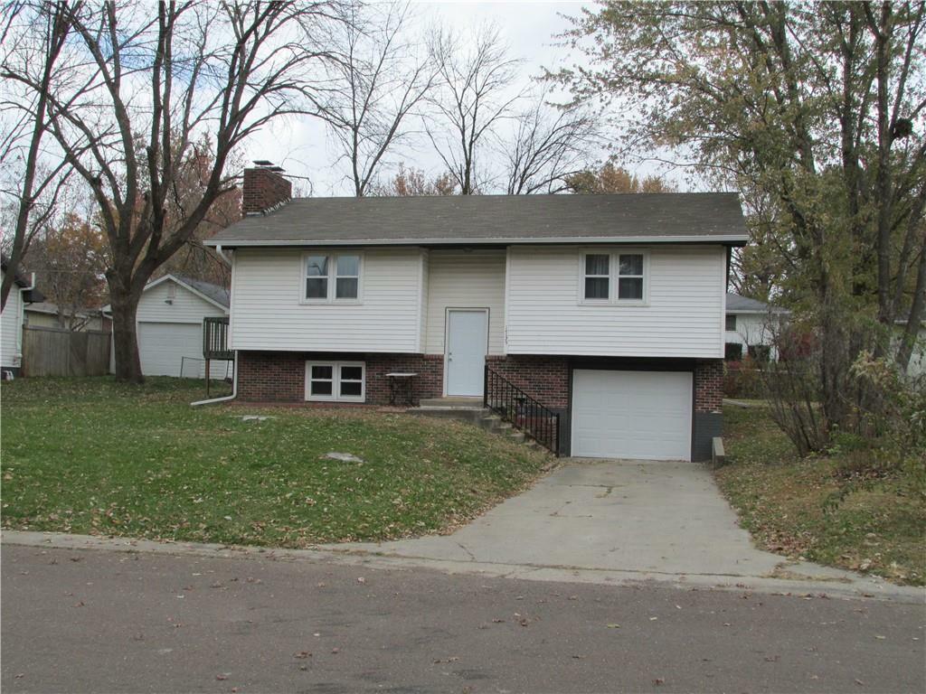 Property Photo:  1733 Deringer Drive  MO 64601 