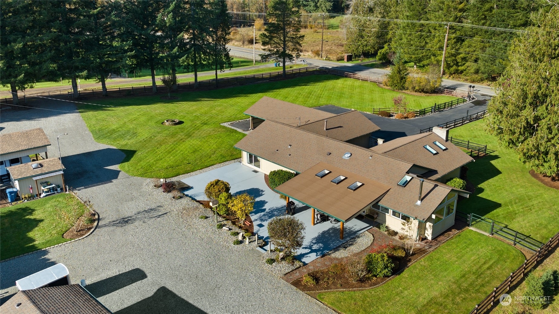 Property Photo: 26417 SE 200th Street WA 98038