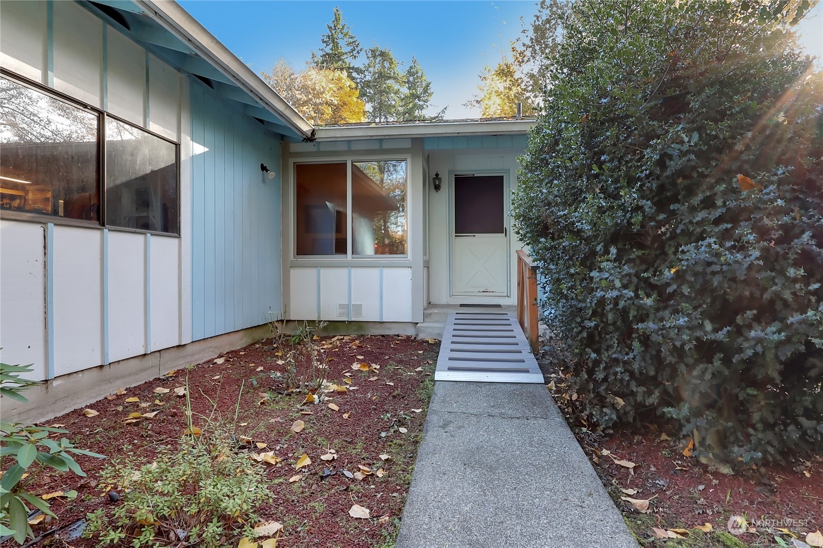 Property Photo:  3316 44th Street Ct E  WA 98443 