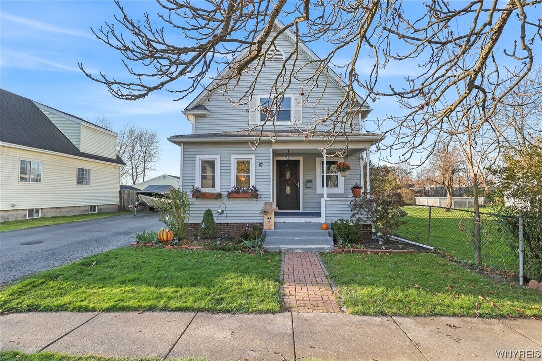 Property Photo:  87 Cleveland Avenue  NY 14150 