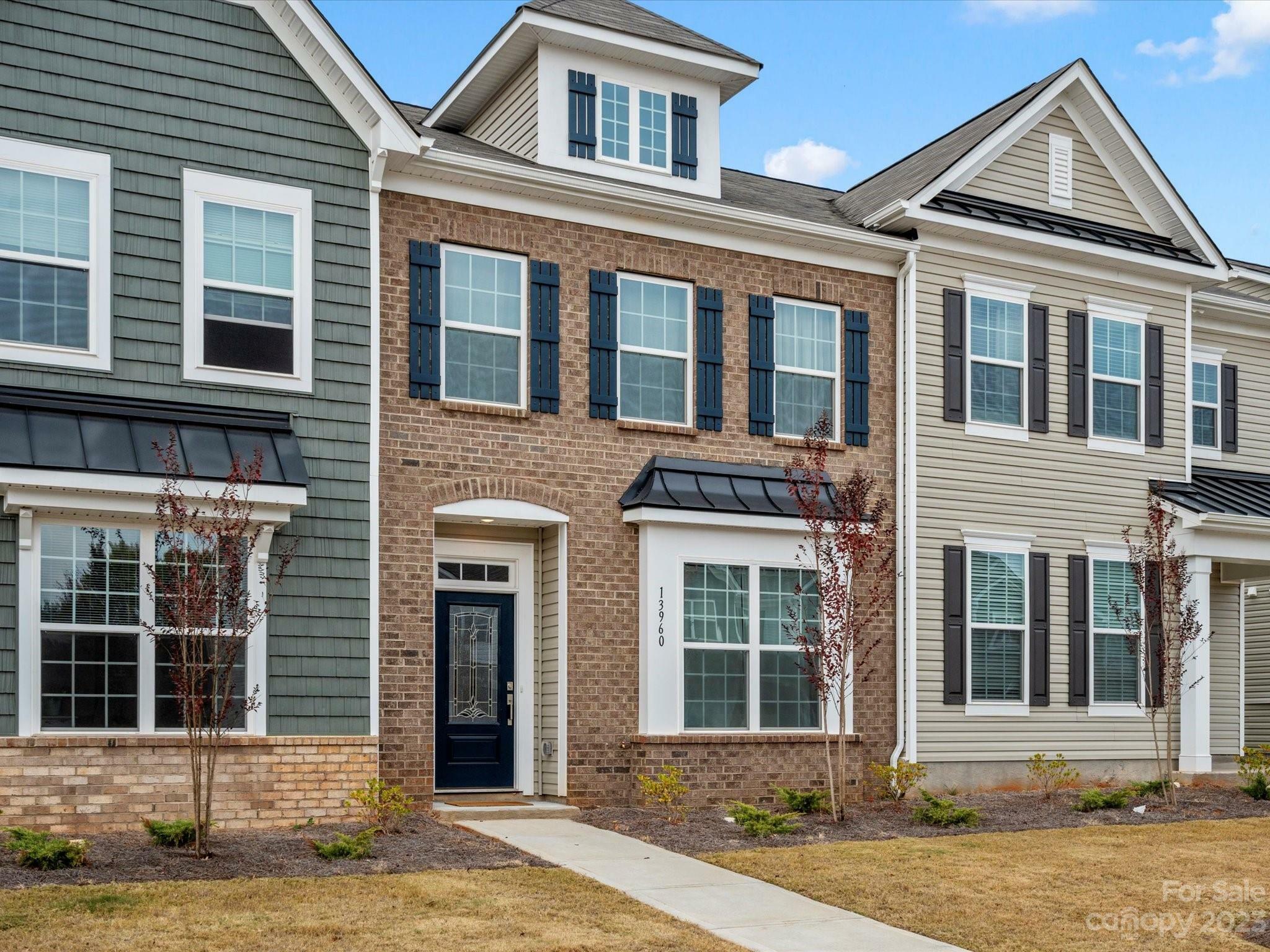 Property Photo: 13960 Castle Nook Drive NC 28273