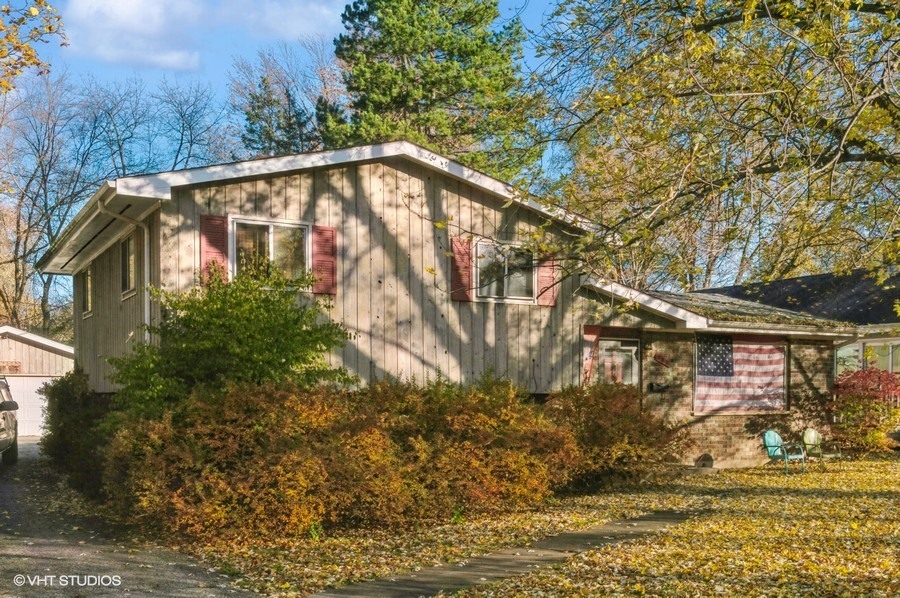 Property Photo:  244 N Butterfield Road  IL 60048 