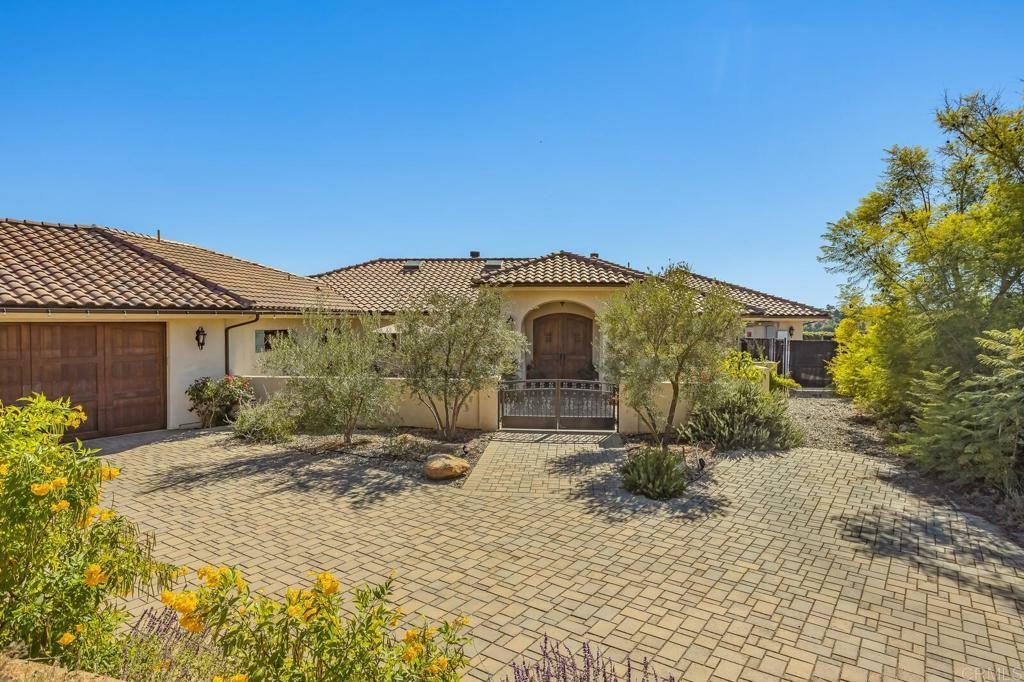 Property Photo:  1791 Canyon Heights Road  CA 92028 