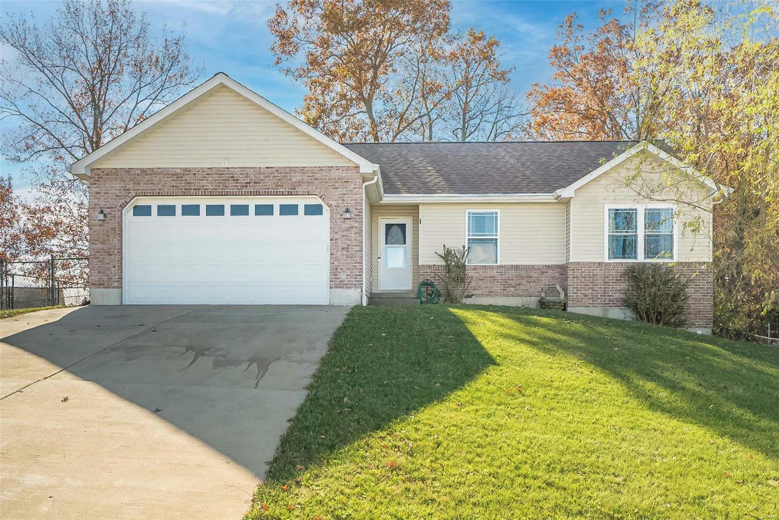 Property Photo:  28 Woodland Oaks Drive  MO 63084 