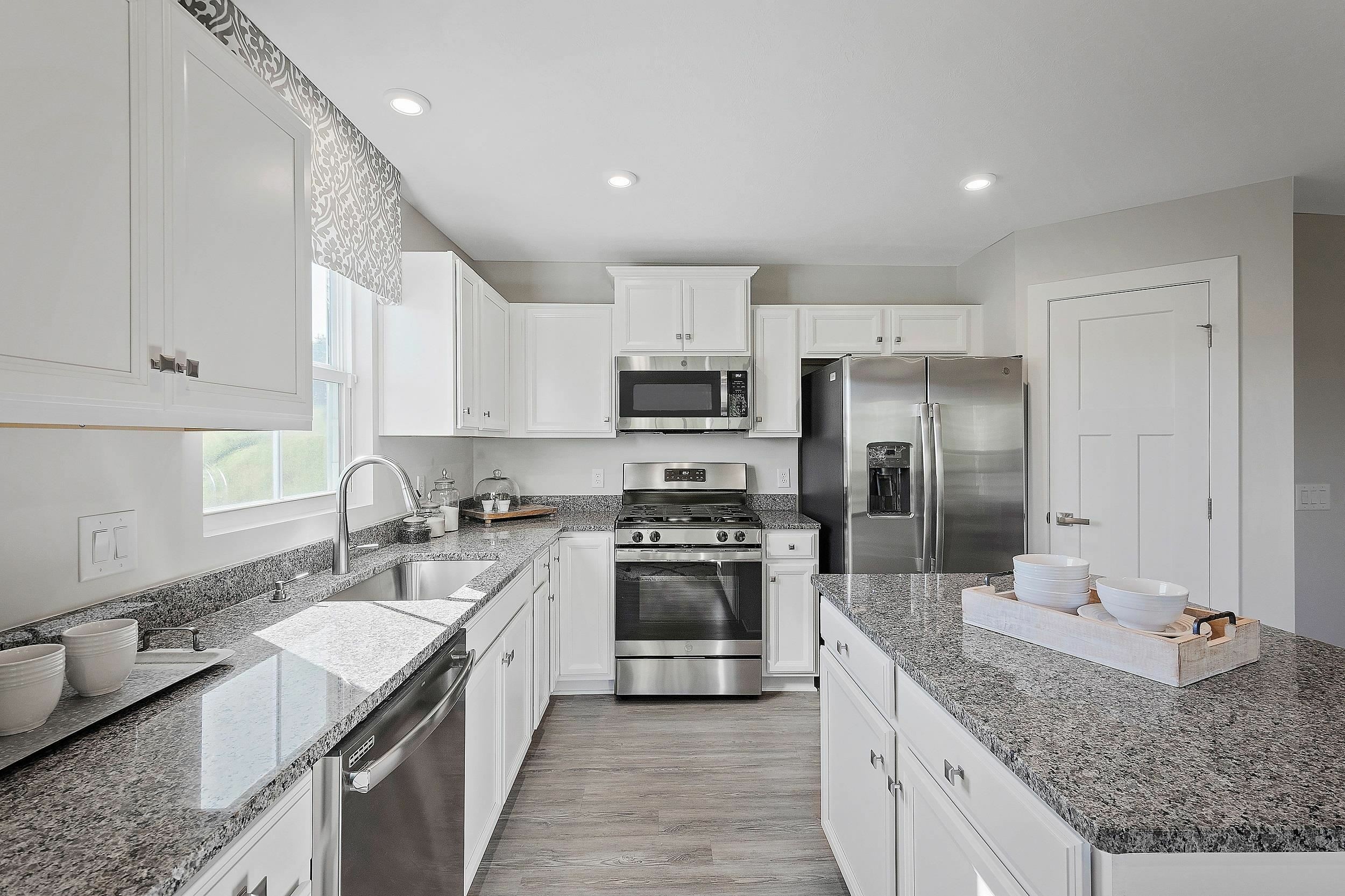 Property Photo: 10 Mayfield Rd VA 22801