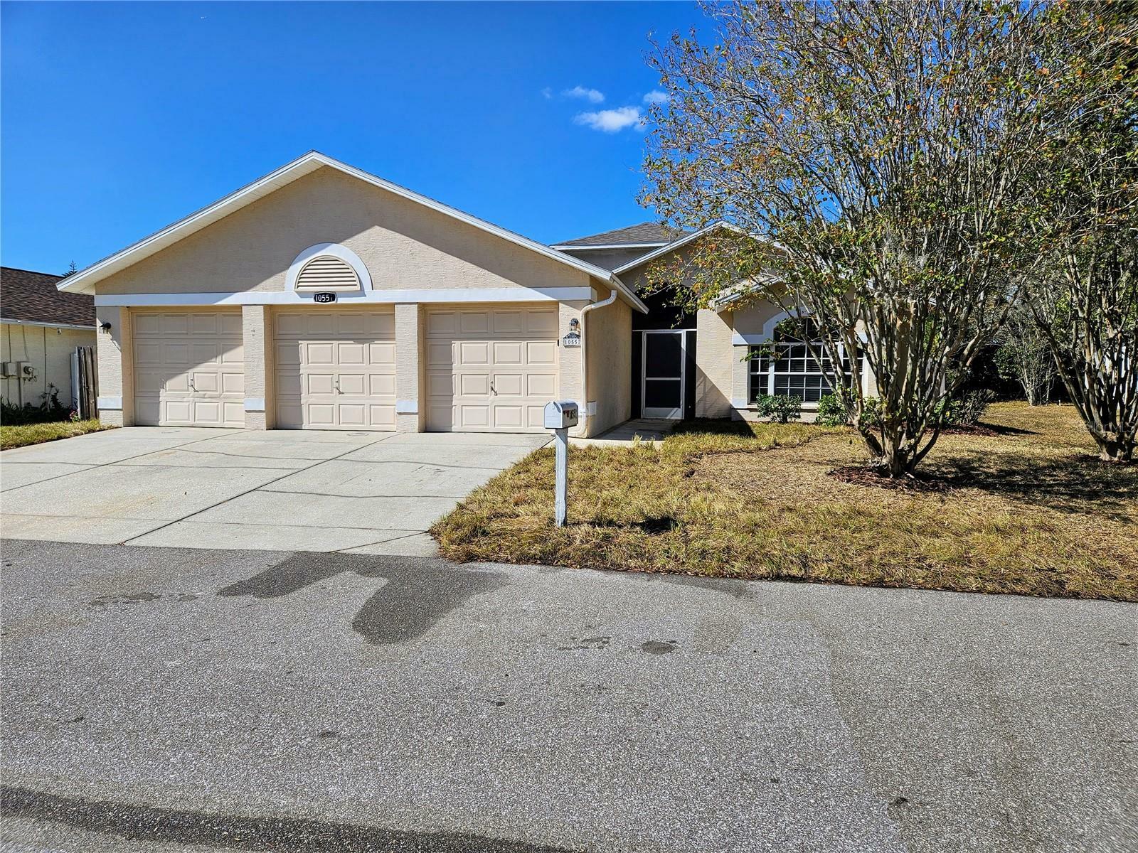 Property Photo:  10551 Magrath Lane  FL 34654 