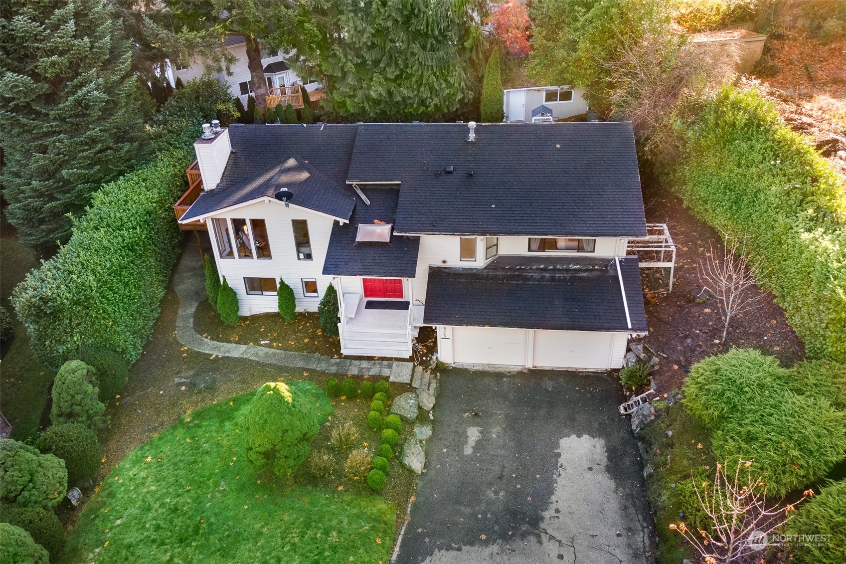 Property Photo: 6535 154th Avenue NE WA 98052