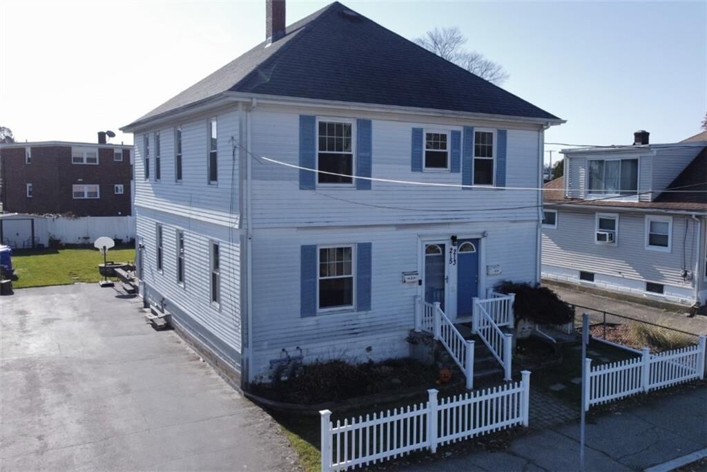 Property Photo:  213 Bucklin St  RI 02861 